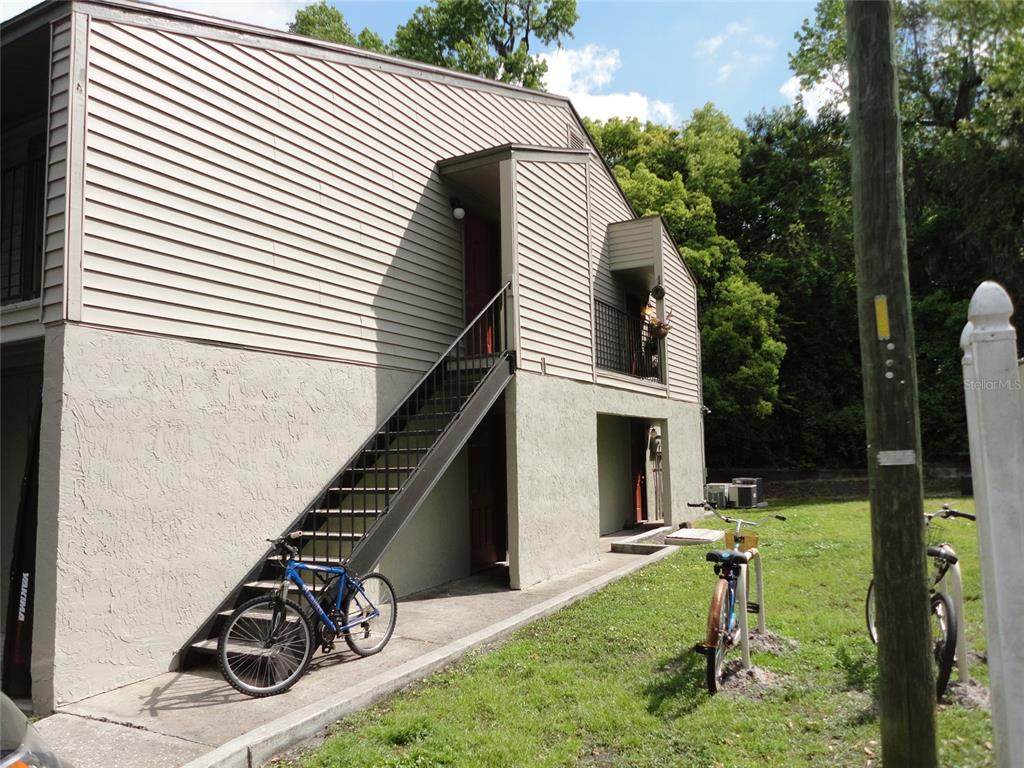 1035 9TH Street - Photo 1