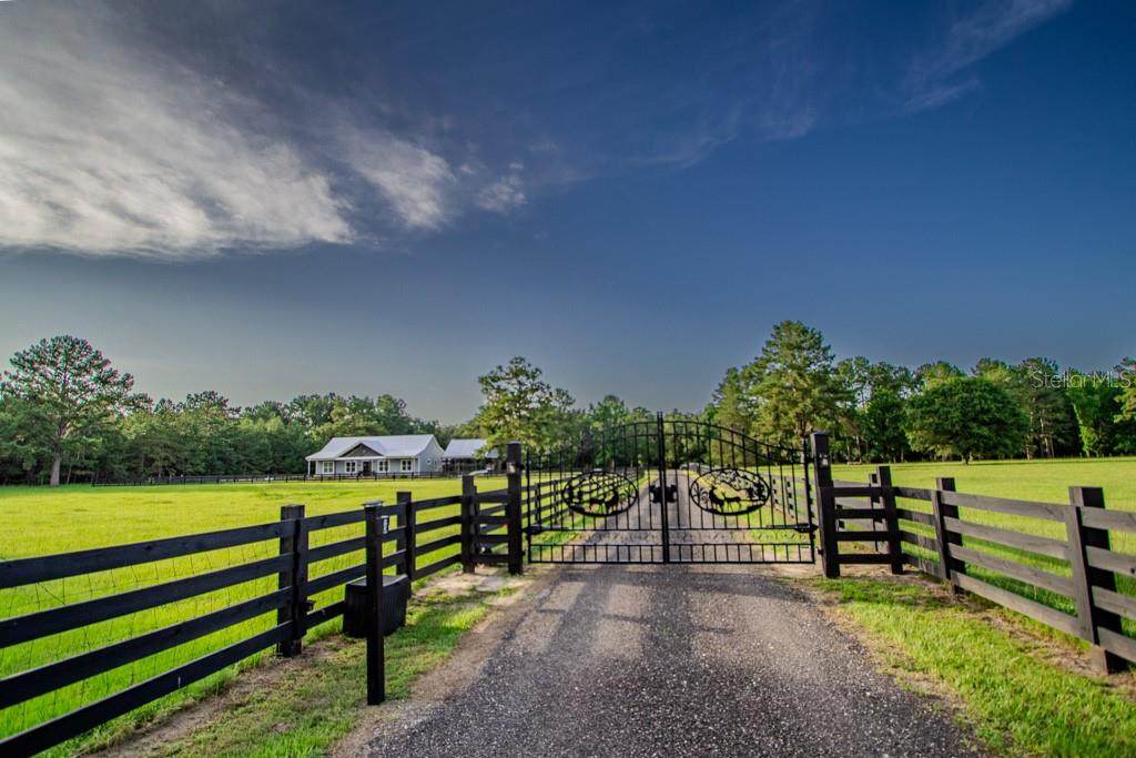 22481 County Road 18 - Photo 1