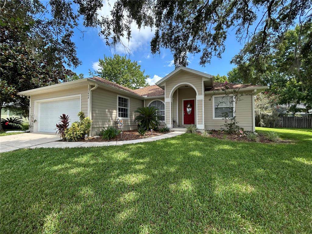 11404 32ND Avenue - Photo 1