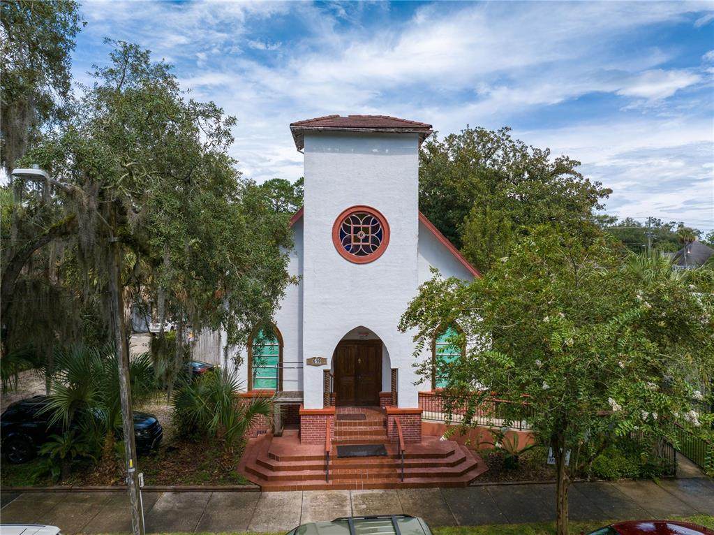 619 1ST Street - Photo 1