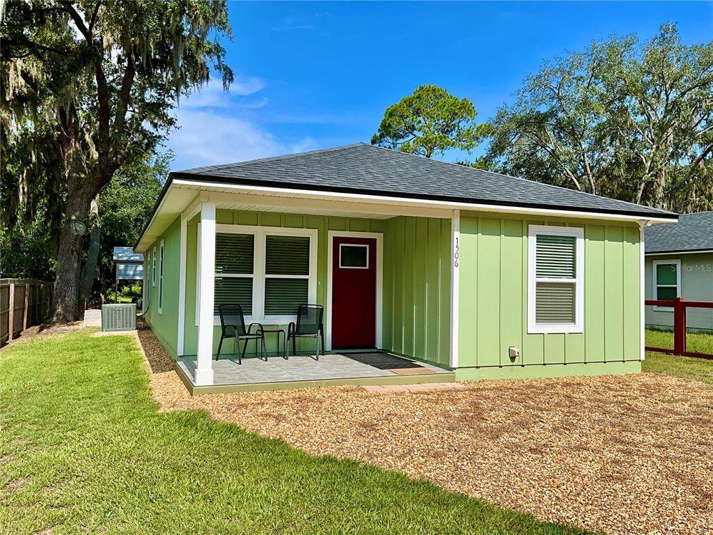 1506 4TH Avenue - Photo 1