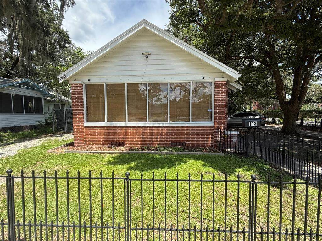 113 11TH Street - Photo 1