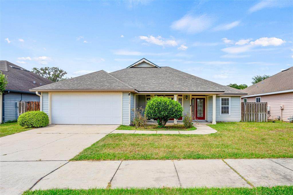 7634 88TH Street - Photo 1