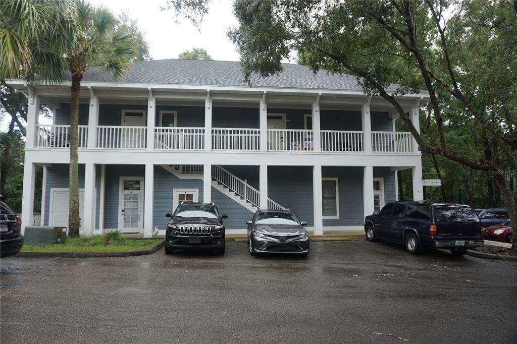 9111 91ST Terrace - Photo 1