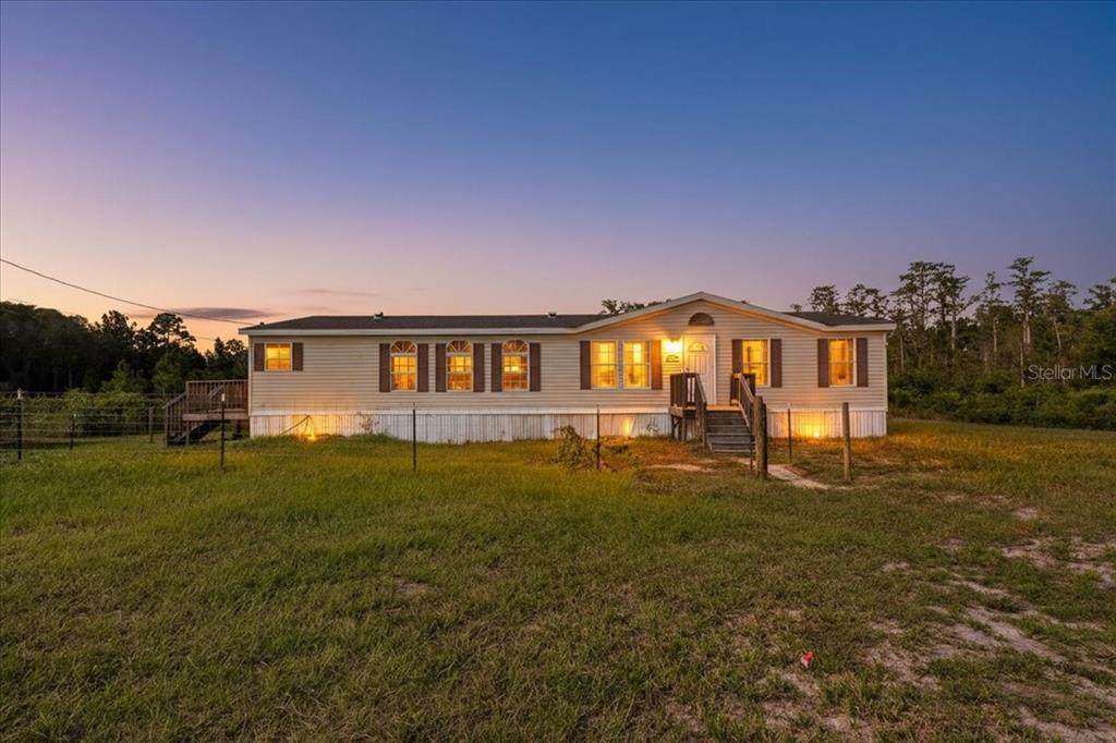 4886 80TH Trail - Photo 1