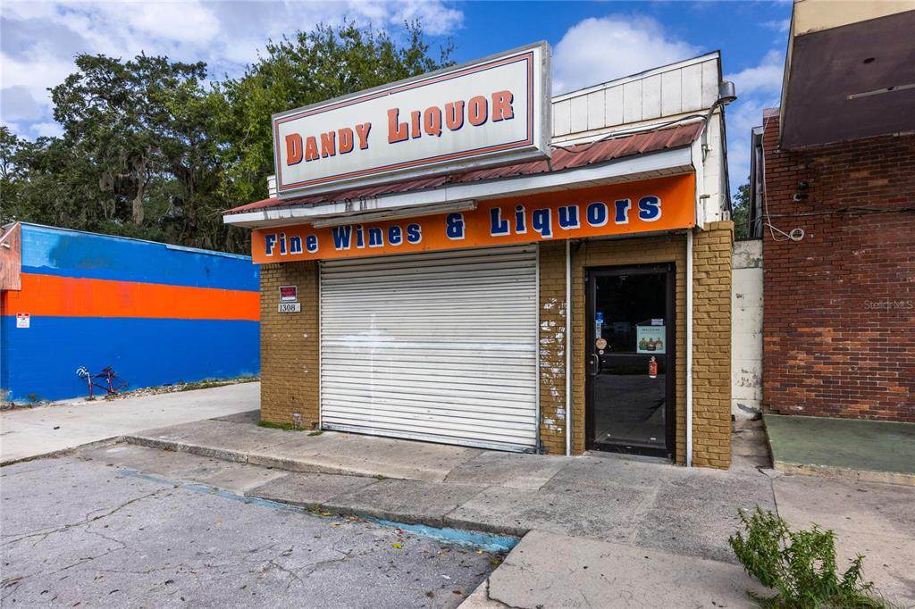 1308 University Avenue - Photo 1