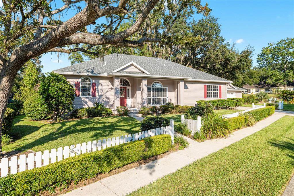 10508 32ND Place - Photo 1