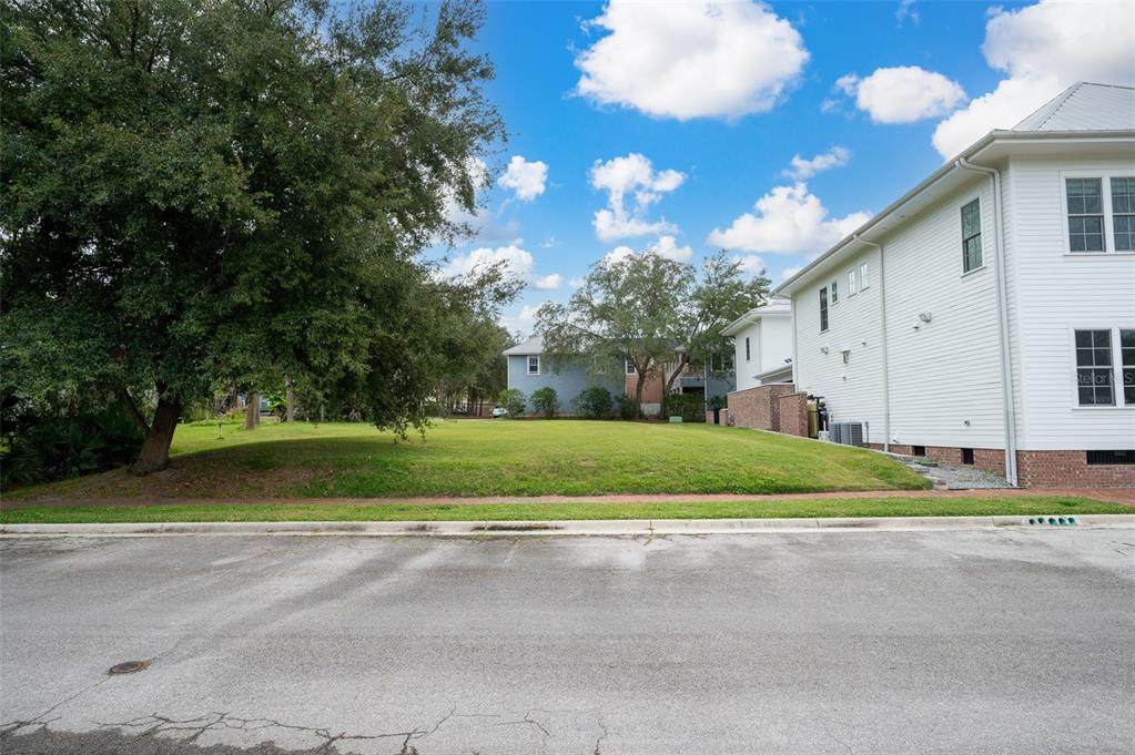 9139 47TH Place - Photo 1