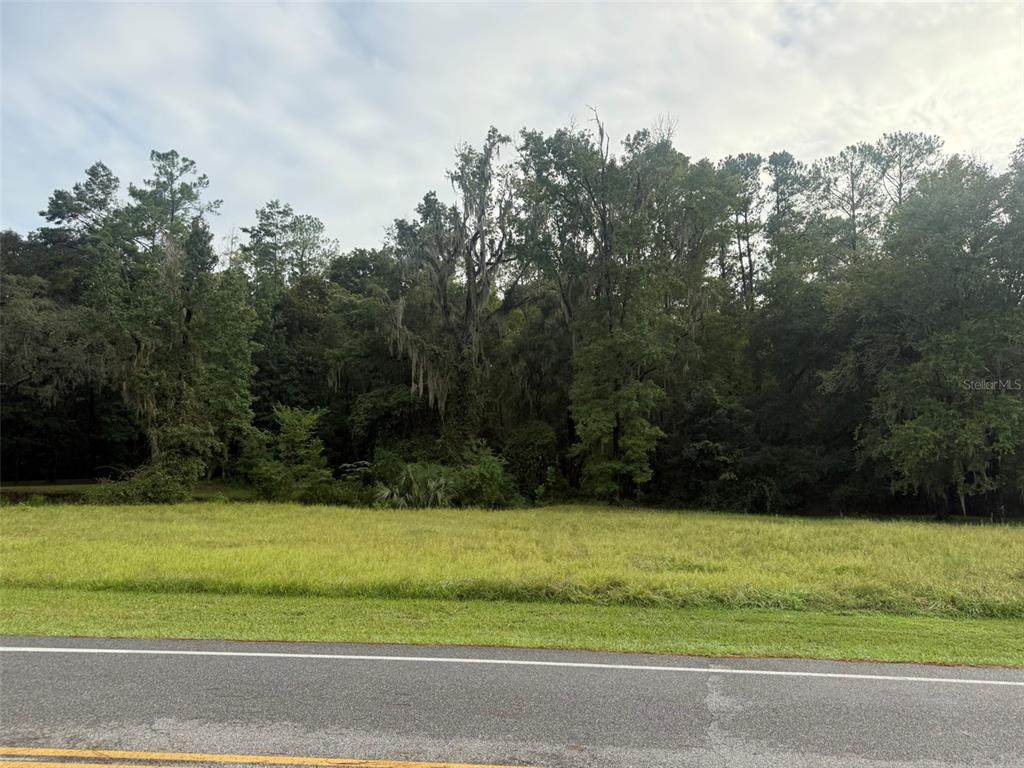 6209 105TH Avenue - Photo 1