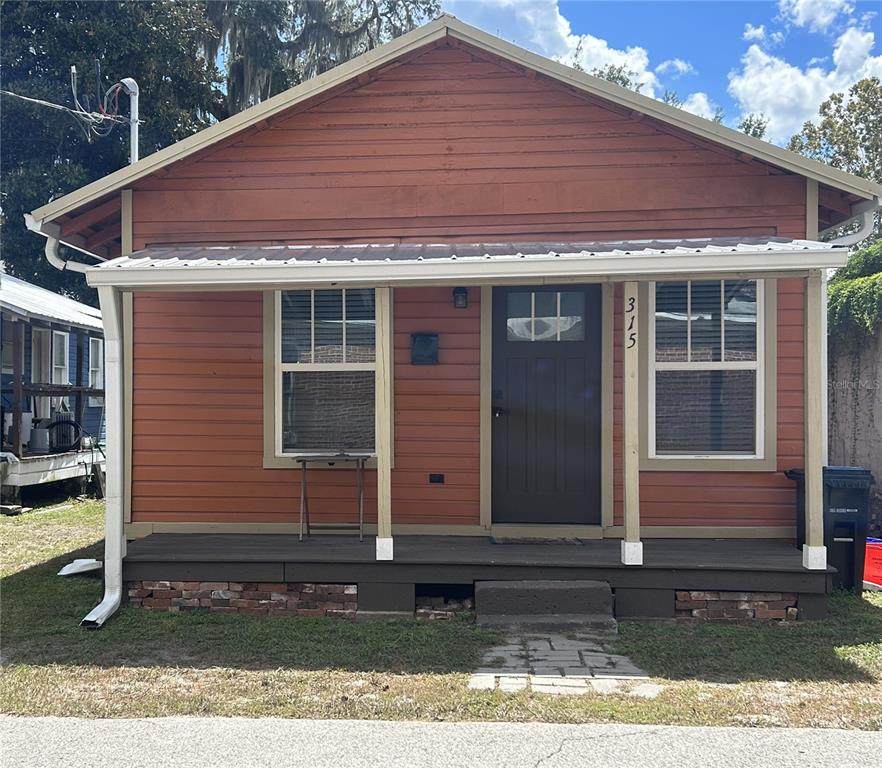 315 4TH Place - Photo 1