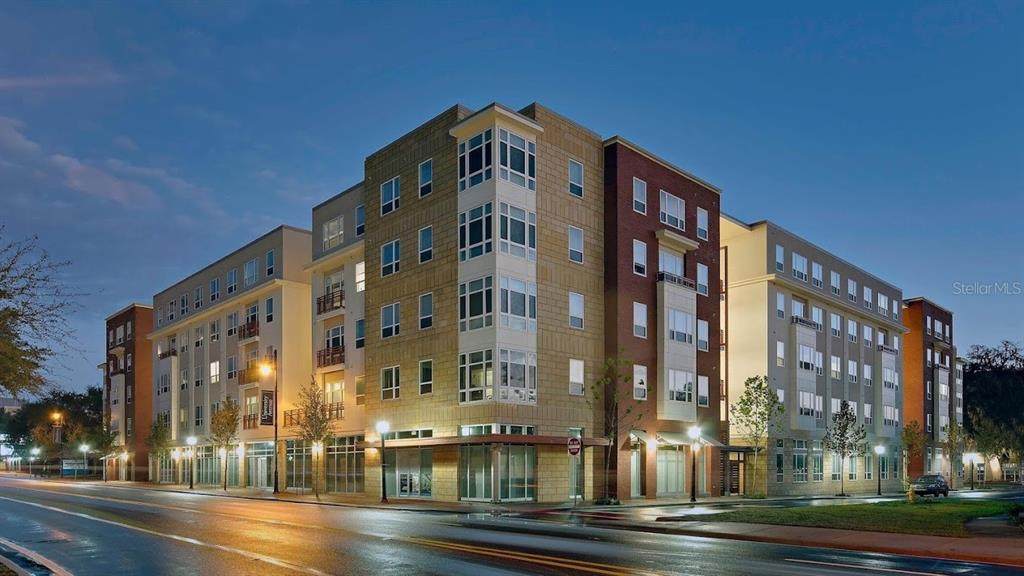 491 University Avenue - Photo 1