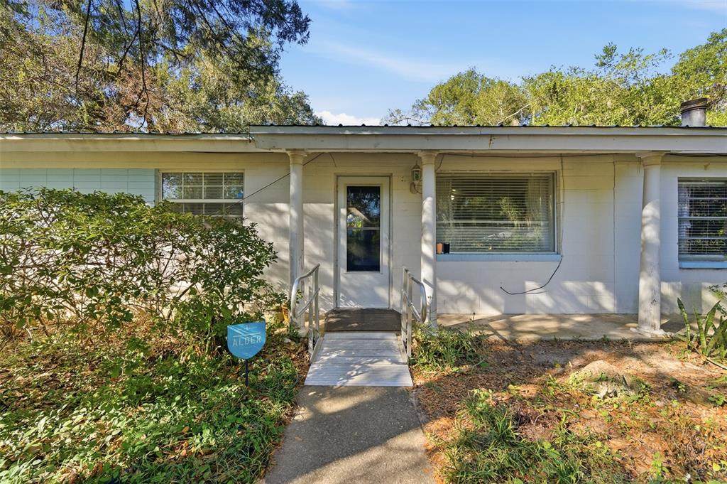 202 49TH Drive - Photo 1