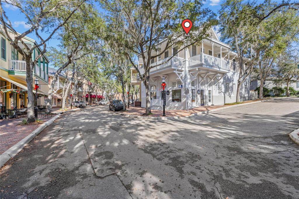 5213 91ST Terrace - Photo 1