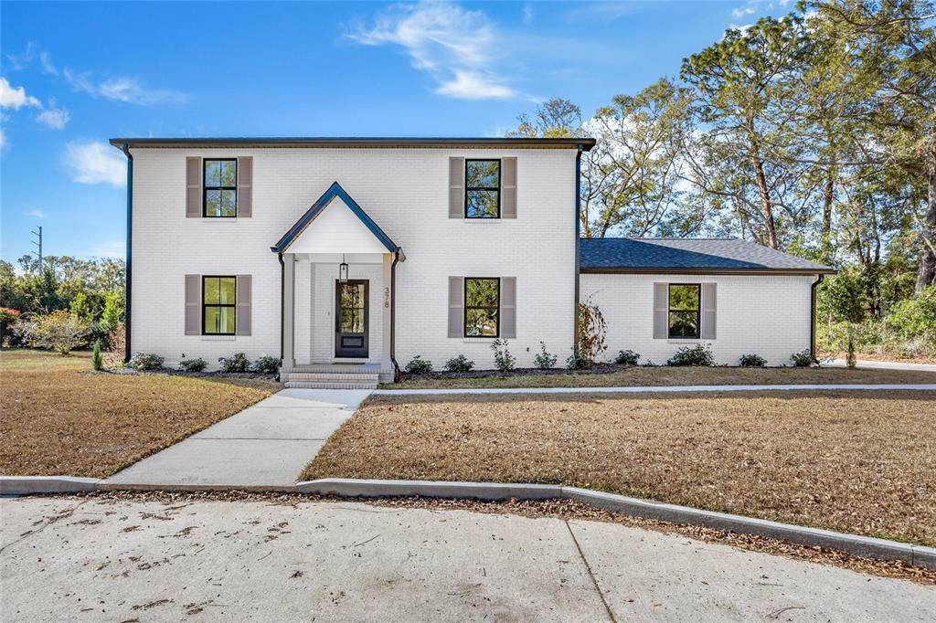 378 Clubview Circle - Photo 1