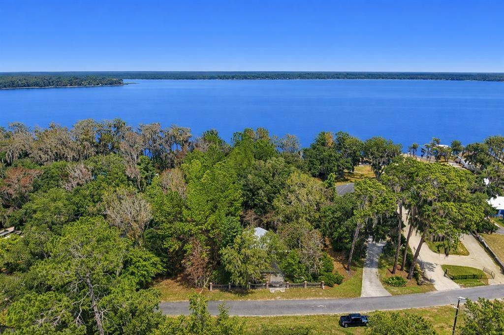 21103 117TH Avenue - Photo 1