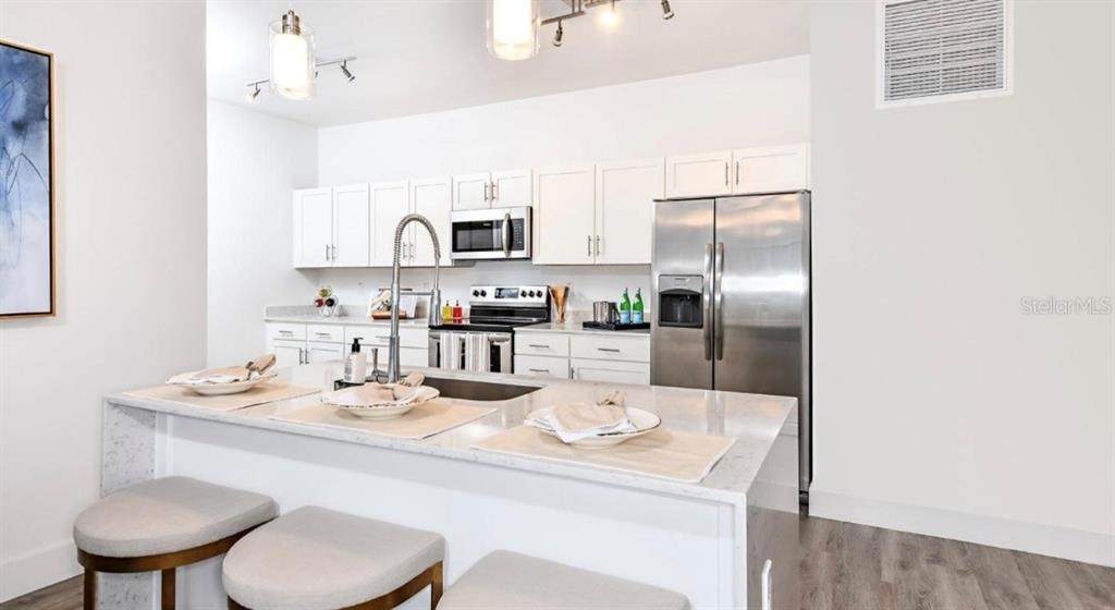 4802 34 Place - Photo 1