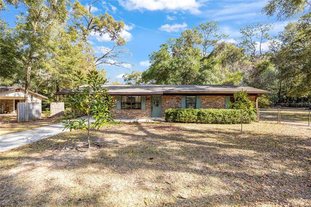 545 257TH Terrace - Photo 1