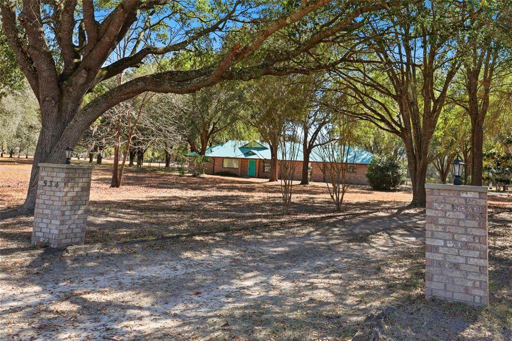 534 Thorne Lane - Photo 1