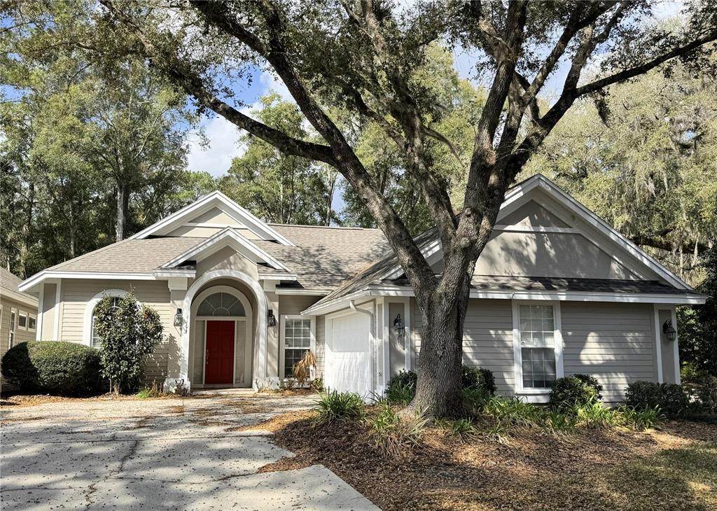 4404 91ST Drive - Photo 1