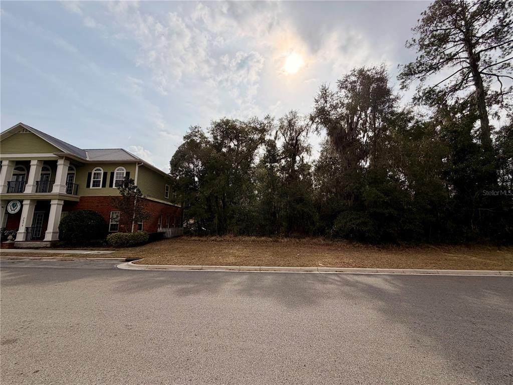 2611 87TH Drive - Photo 1