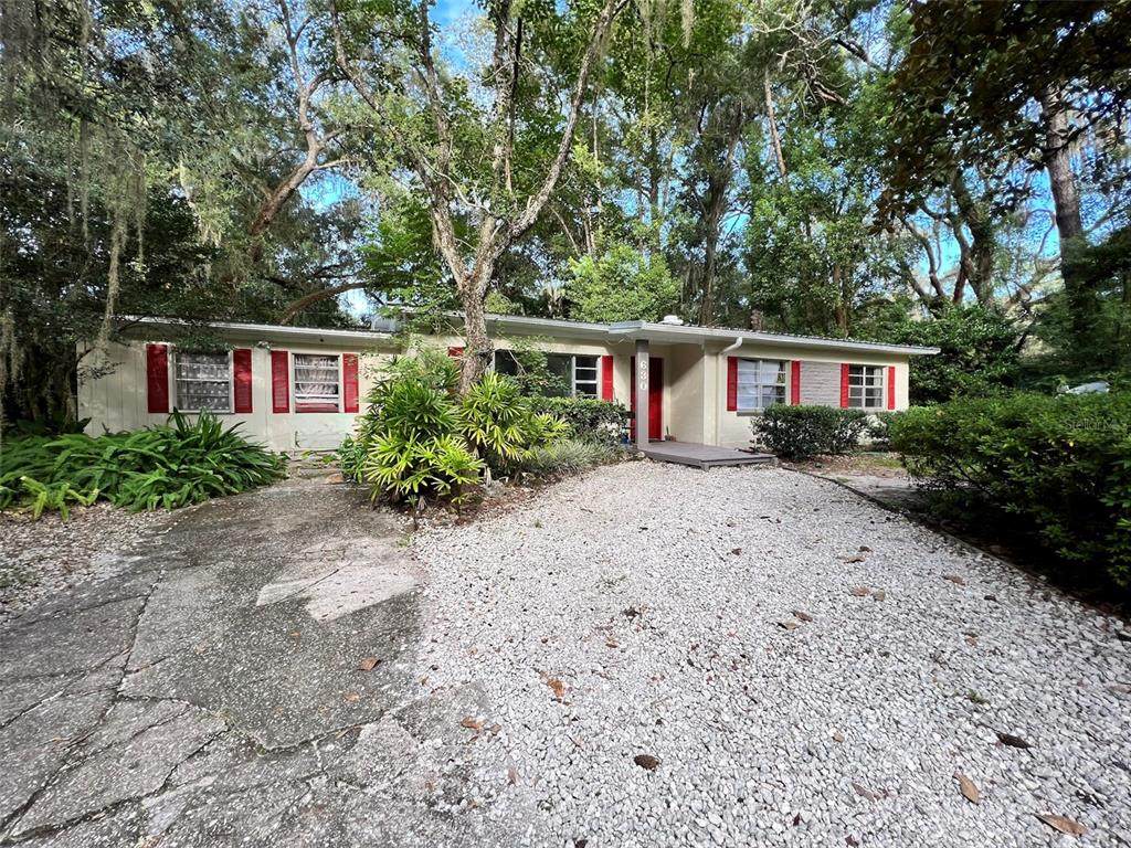 630 36TH Street - Photo 1