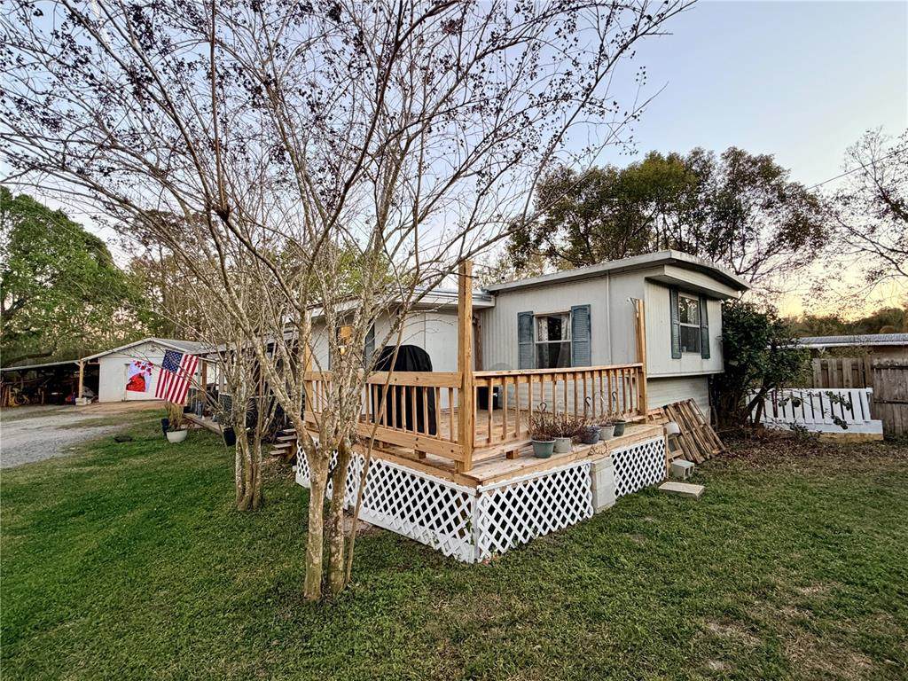 498 King Charles Circle - Photo 1