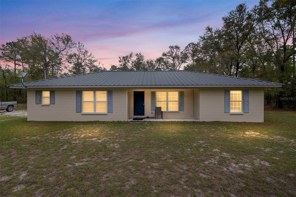 2610 80TH Avenue - Photo 1