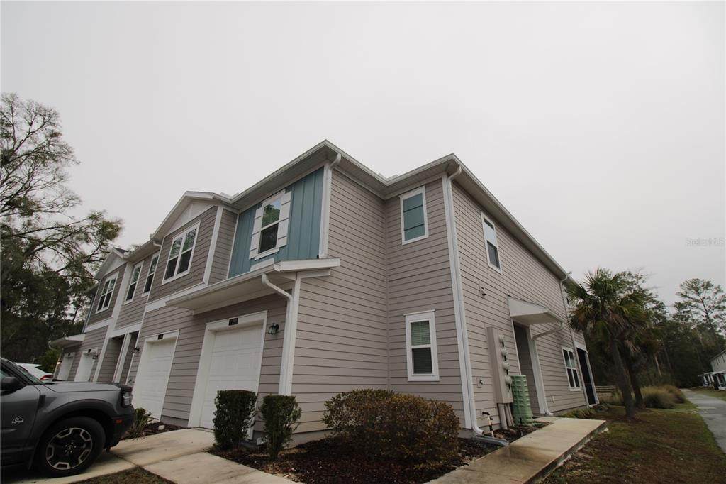 729 126TH Terrace - Photo 1