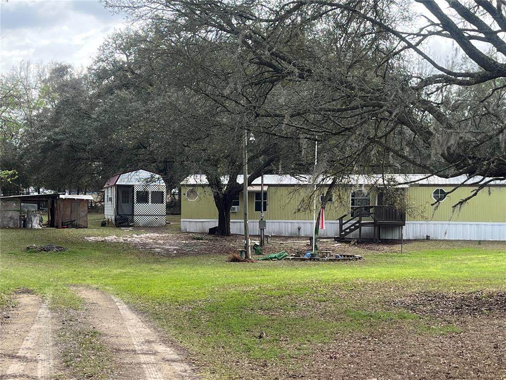 10330 90TH Street - Photo 1