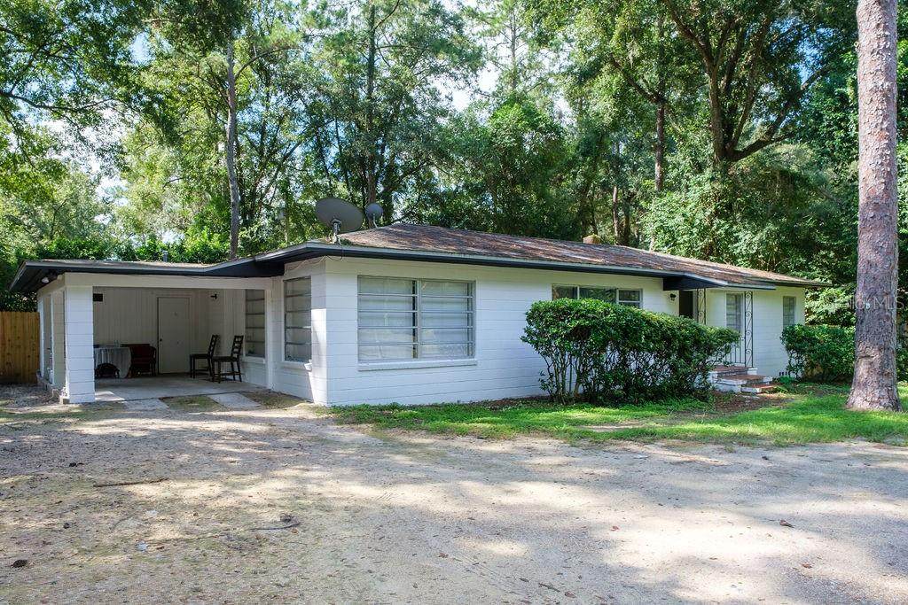 3035 University Avenue - Photo 1