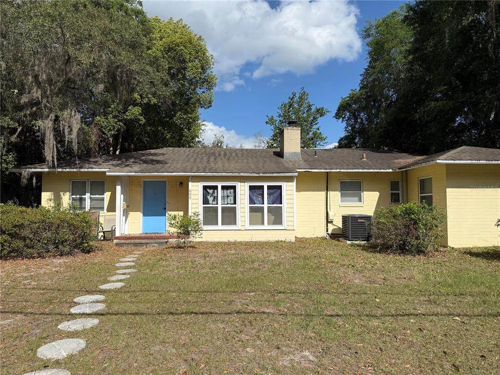 609 19TH Street - Photo 1