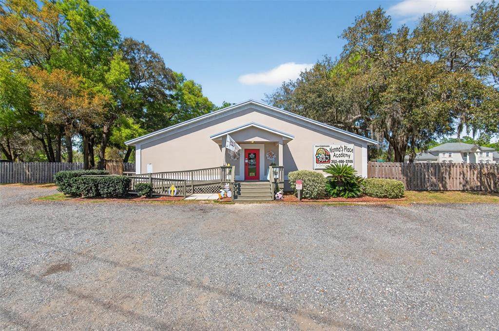 951 Hathaway Avenue - Photo 1