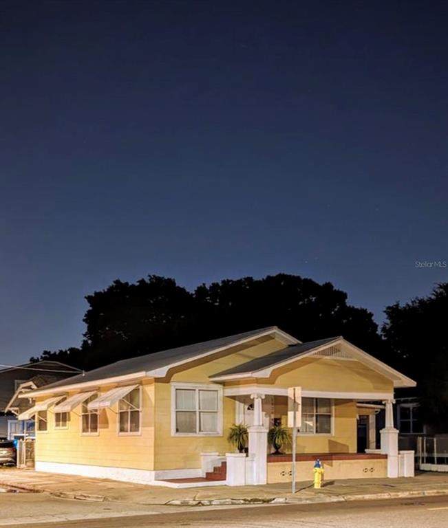 1520 21ST AVE - Photo 1