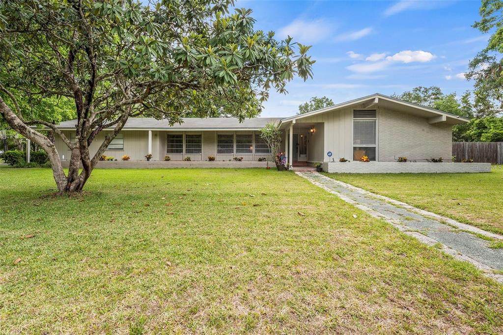25446 5 Avenue - Photo 1