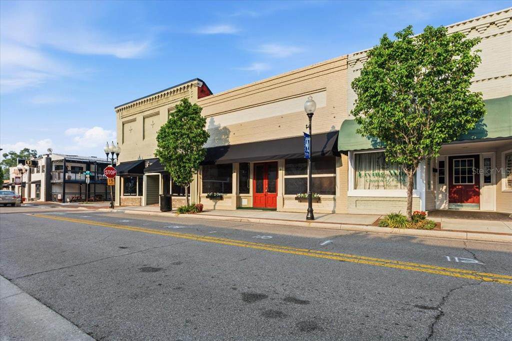 14827 Main Street - Photo 1