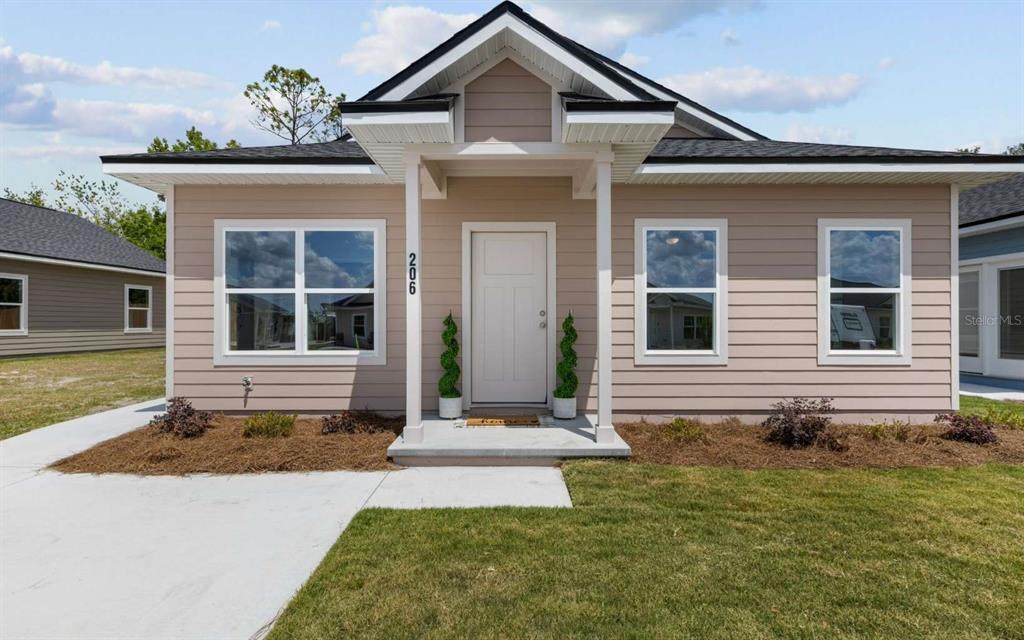 206 Mesa Street - Photo 1