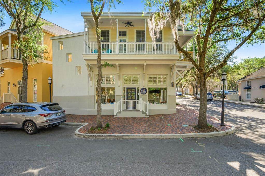 5213 91ST Terrace - Photo 1