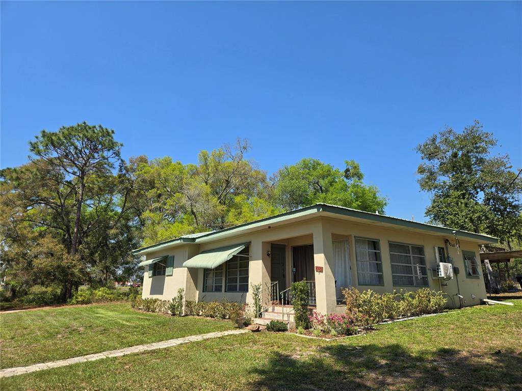 665 Heron Street - Photo 1