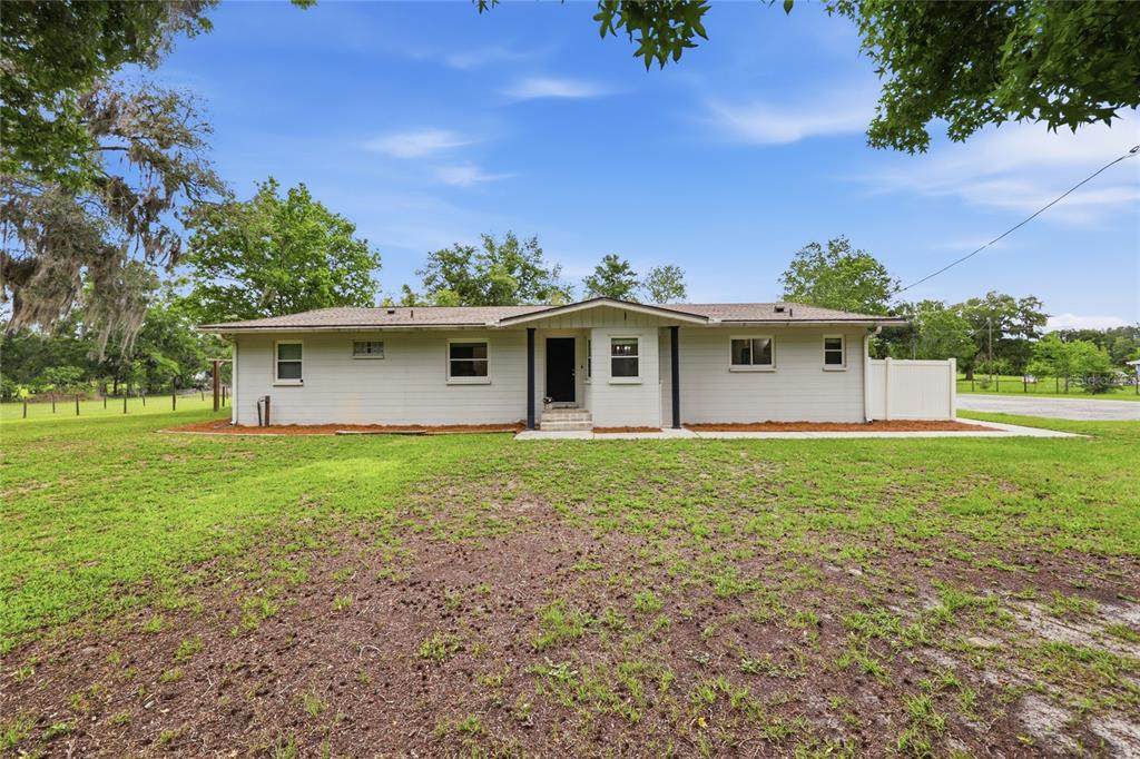 7416 75TH Street - Photo 1