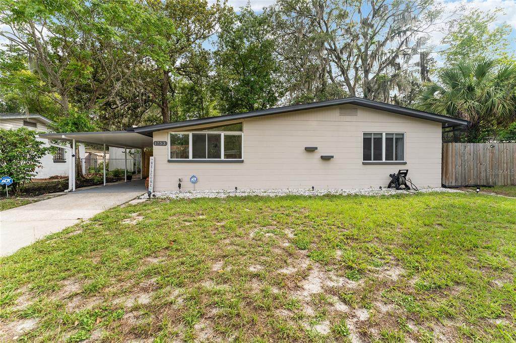 1753 20TH Place - Photo 1
