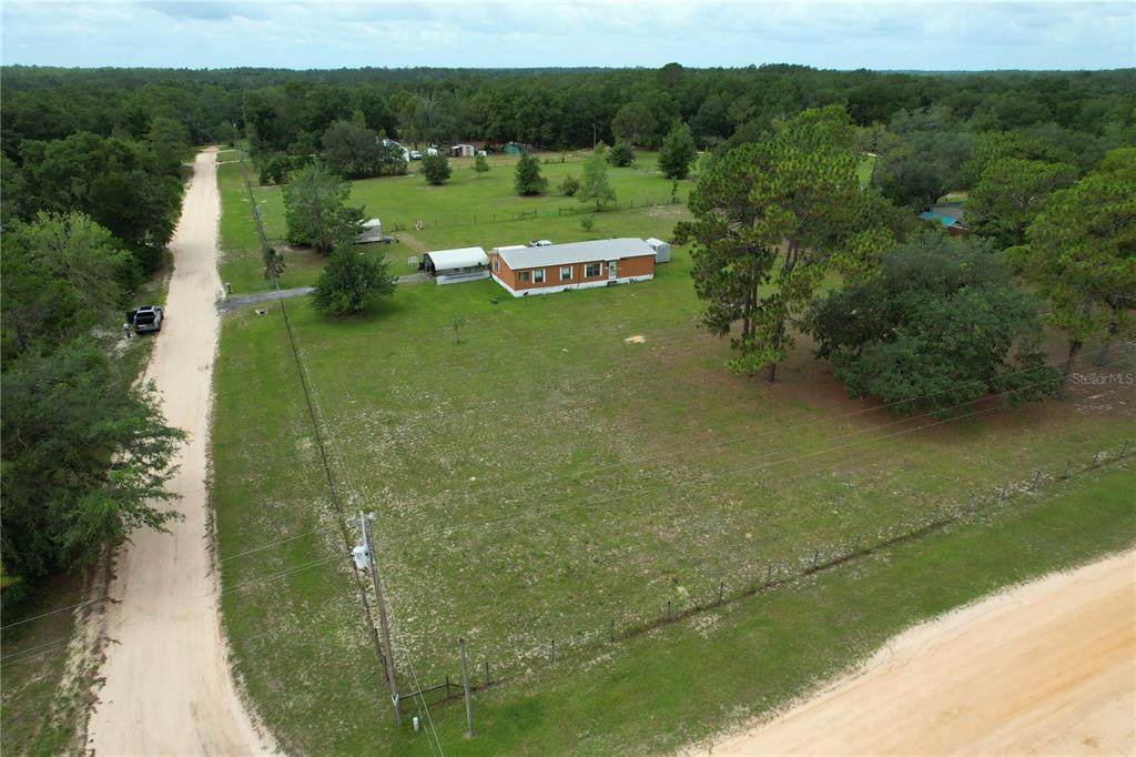 107 Green Oak Drive - Photo 1