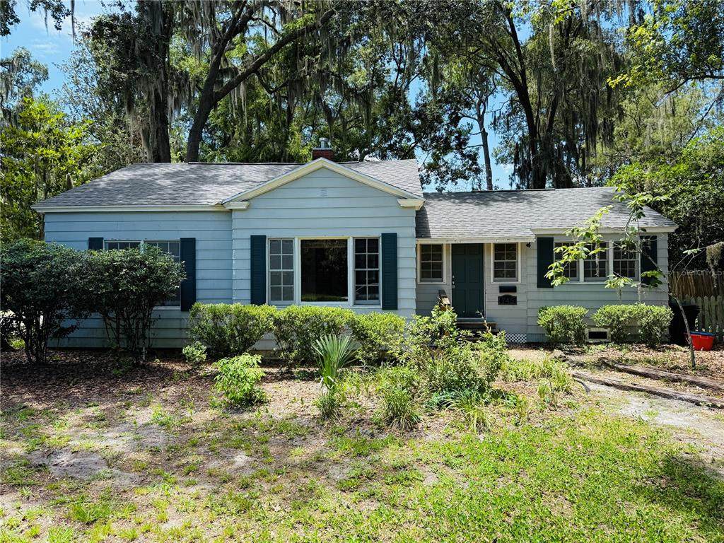 745 10TH Avenue - Photo 1