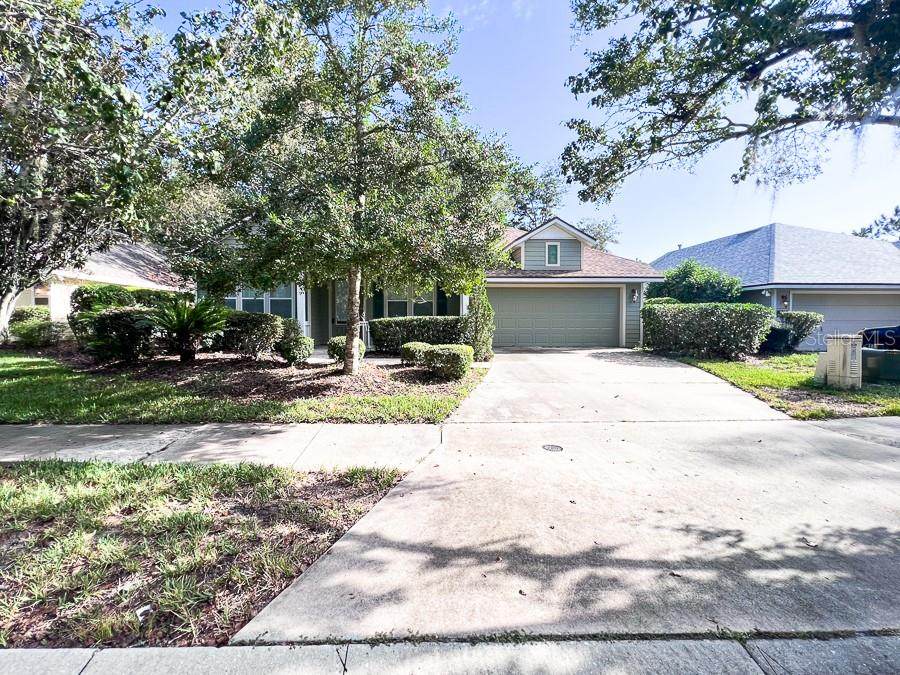 7509 86TH Way - Photo 1
