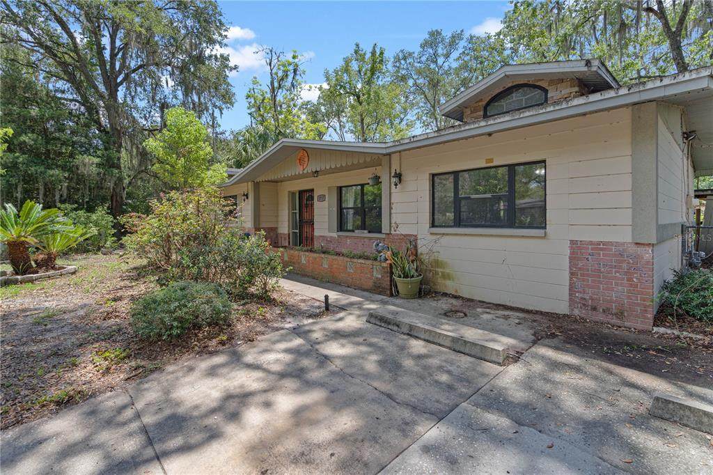 1717 28TH Avenue - Photo 1