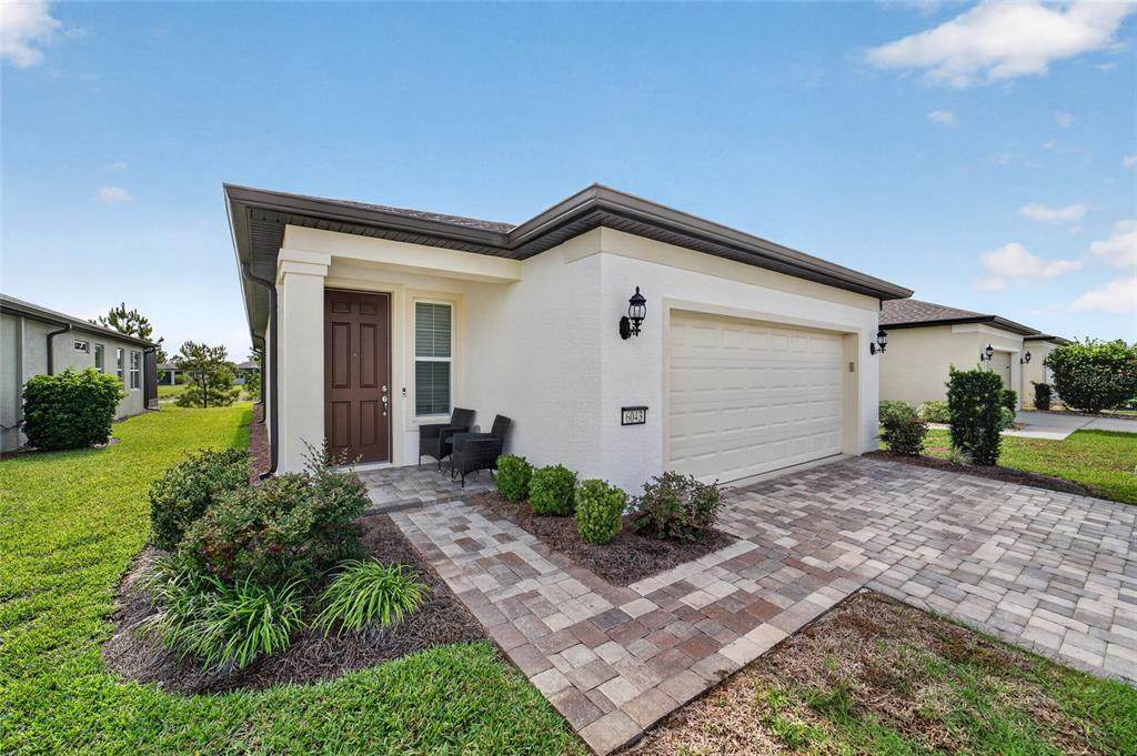6043 93RD Circle - Photo 1