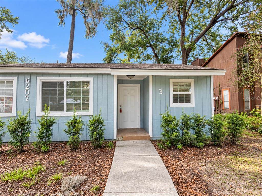 6207 11TH Place - Photo 1