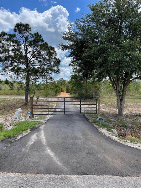250 Riverdale Road - Photo 1