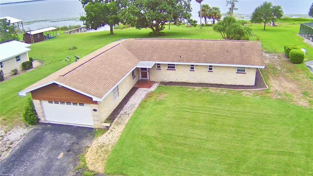 823 Lake Reedy Boulevard - Photo 1