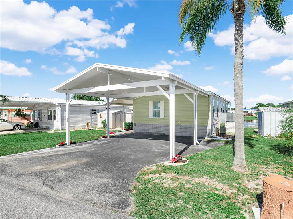 16 Queen Of Waters Street - Photo 1