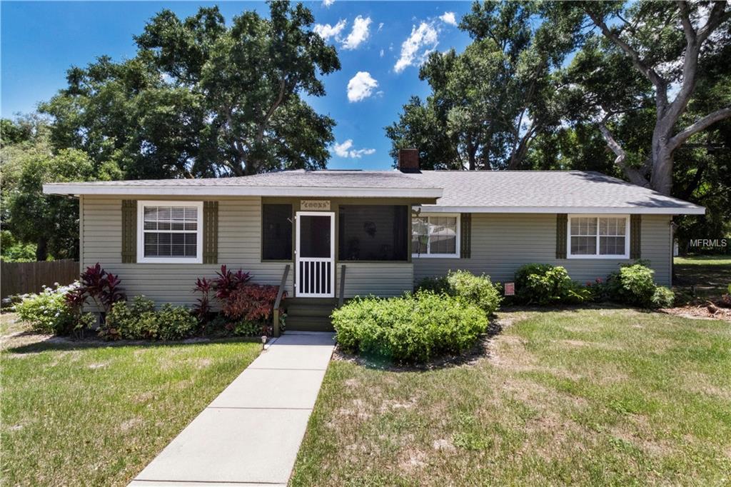 215 Kelly Street - Photo 1